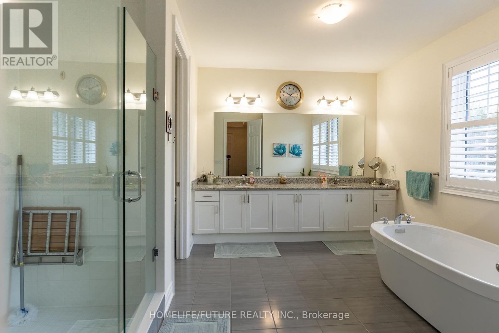 36 Blenheim Circle, Whitby, Ontario  L1P 0E3 - Photo 21 - E12423944