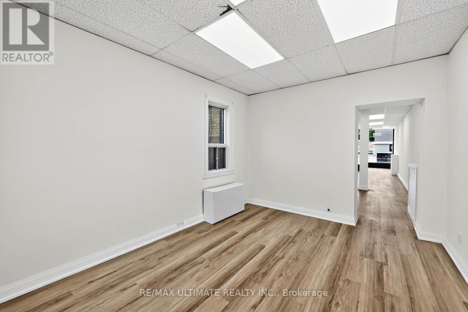 1696 Danforth Avenue, Toronto (Danforth), Ontario  M4C 1H8 - Photo 11 - E12423956