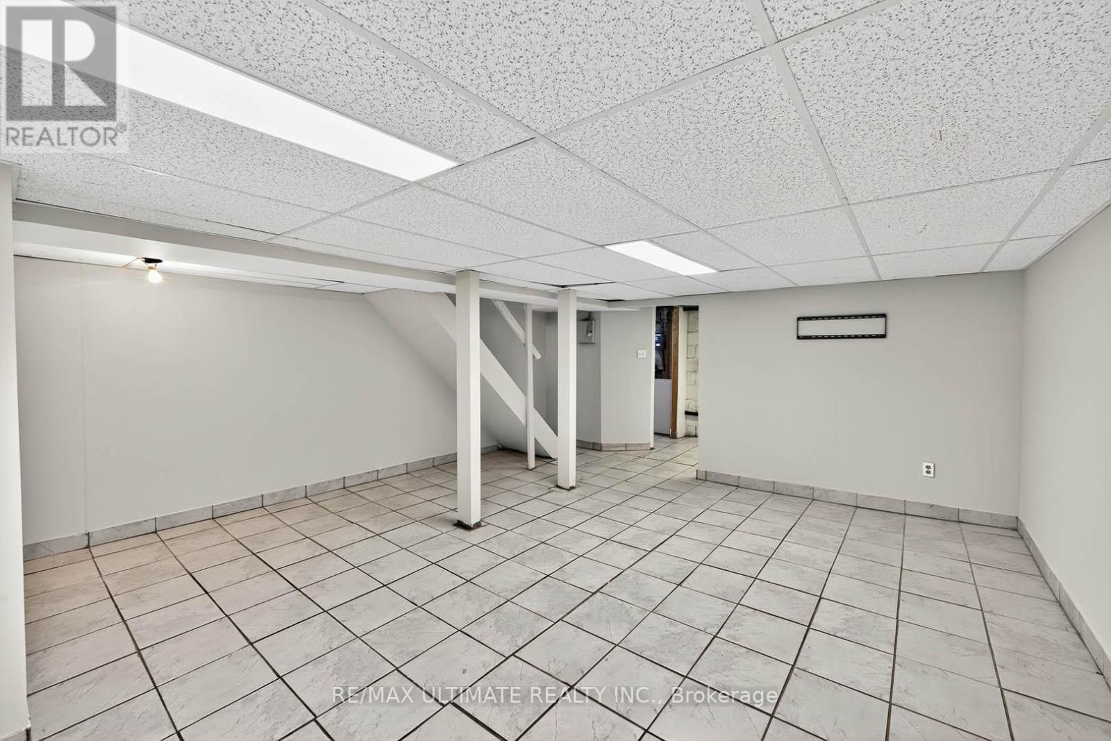 1696 Danforth Avenue, Toronto (Danforth), Ontario  M4C 1H8 - Photo 13 - E12423956