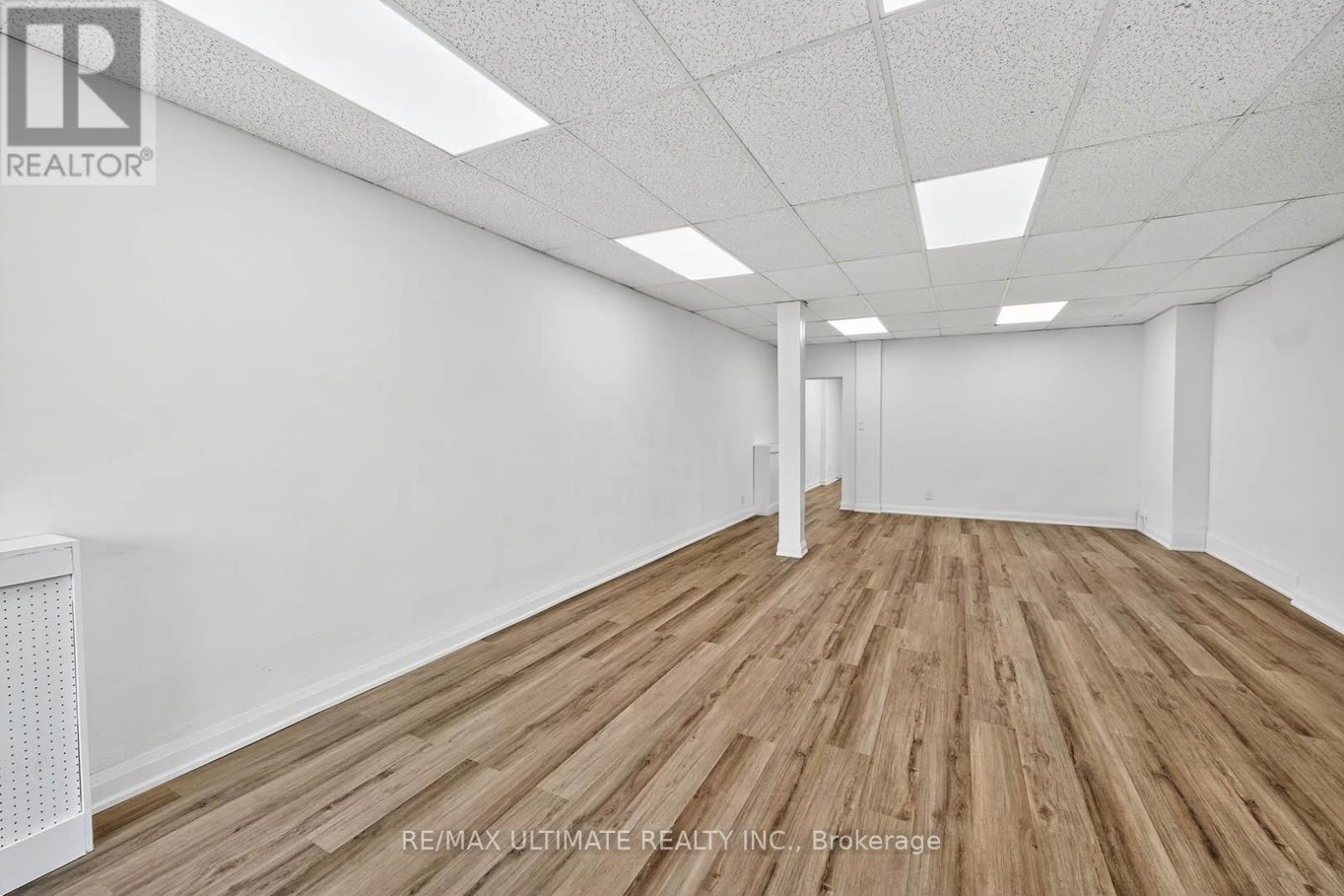 1696 Danforth Avenue, Toronto (Danforth), Ontario  M4C 1H8 - Photo 4 - E12423956