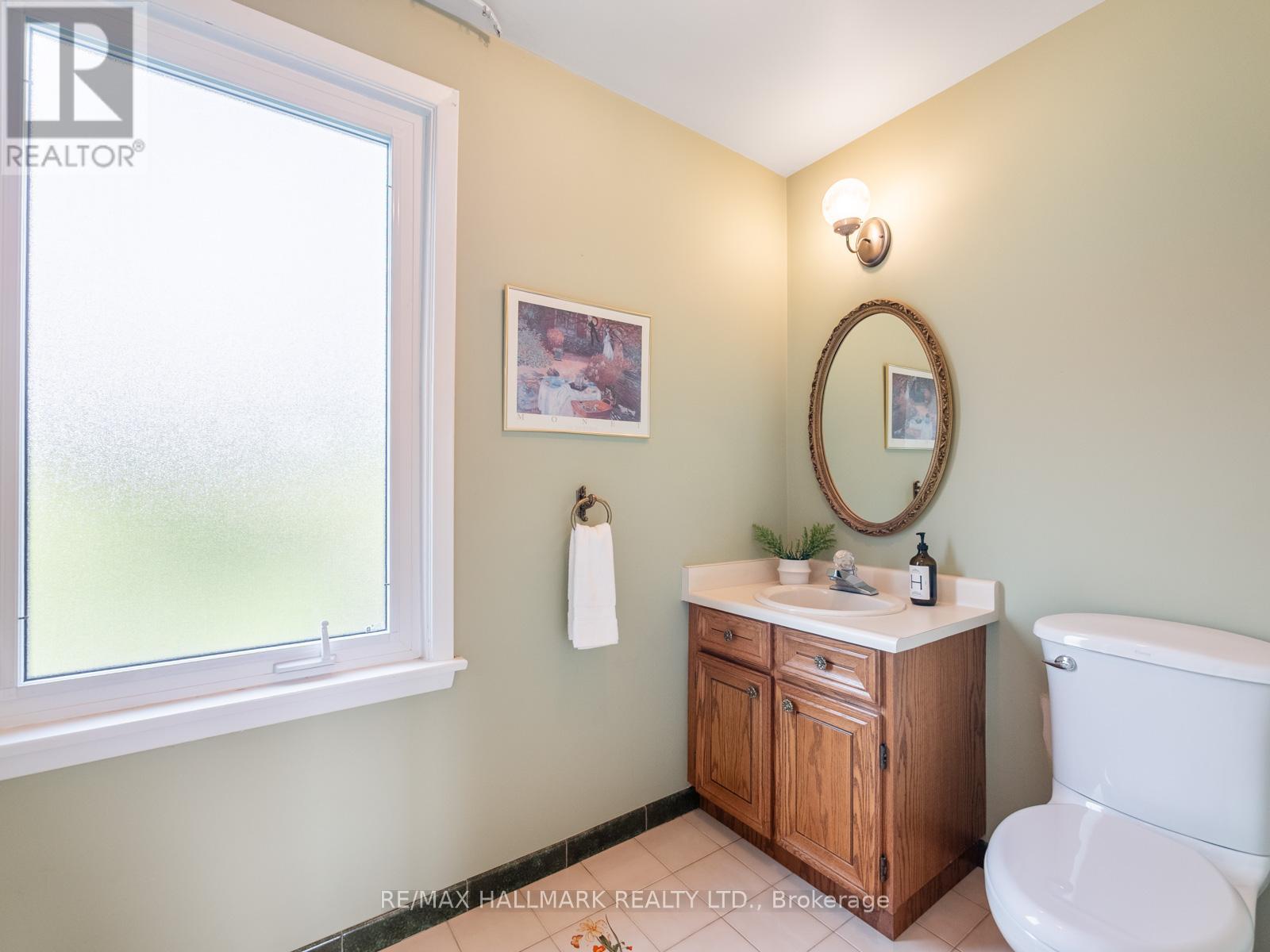 139 Floyd Avenue, Toronto, Ontario  M4K 2B6 - Photo 23 - E12424071