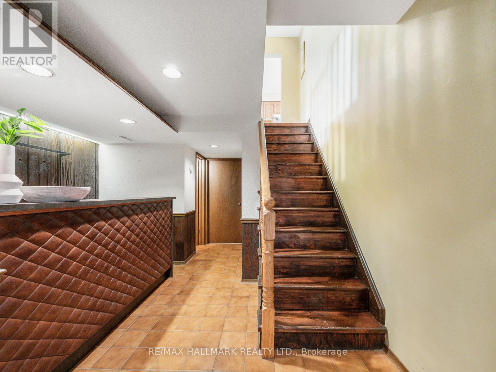 139 Floyd Avenue, Toronto, Ontario  M4K 2B6 - Photo 34 - E12424071