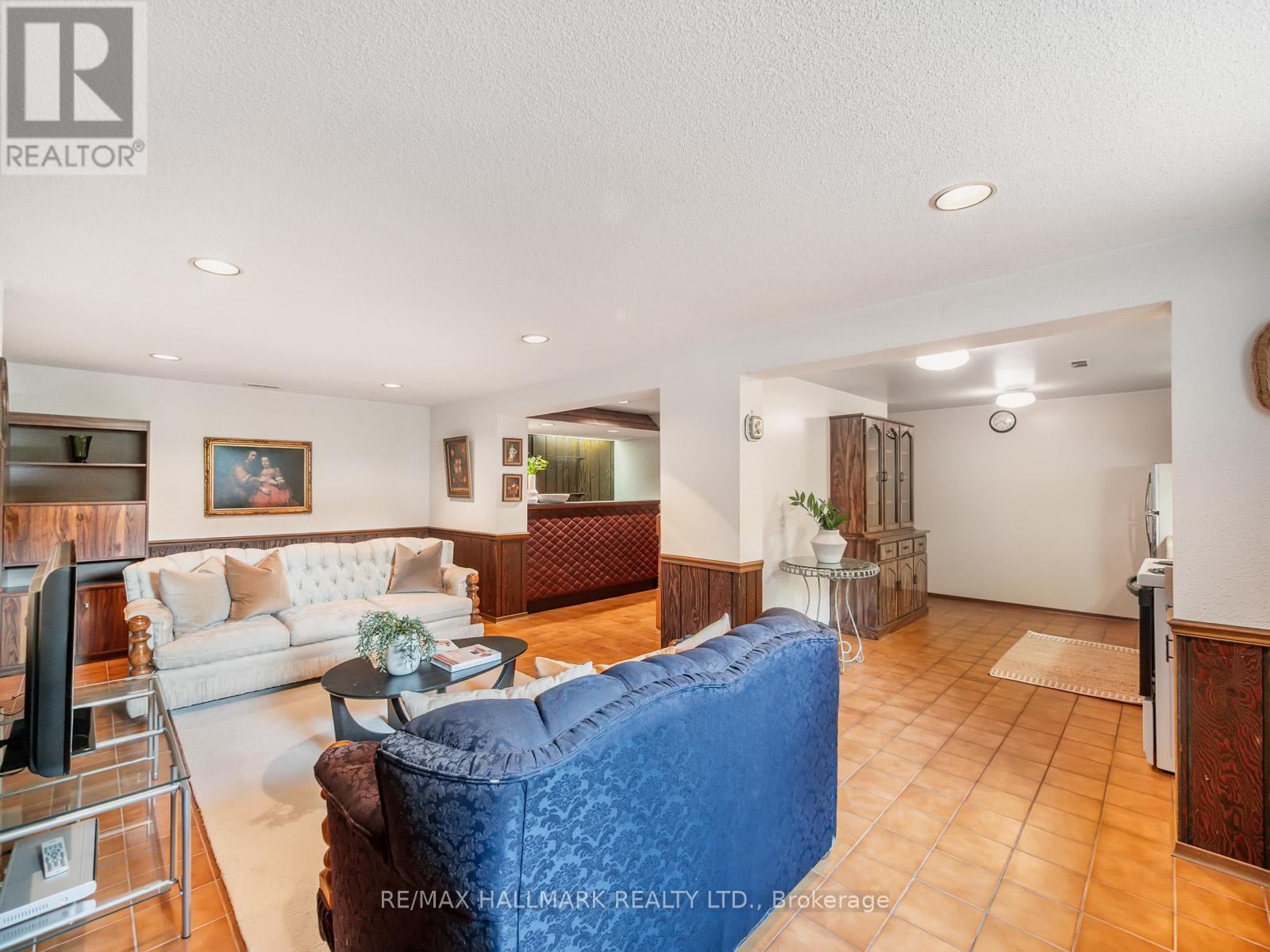 139 Floyd Avenue, Toronto, Ontario  M4K 2B6 - Photo 40 - E12424071