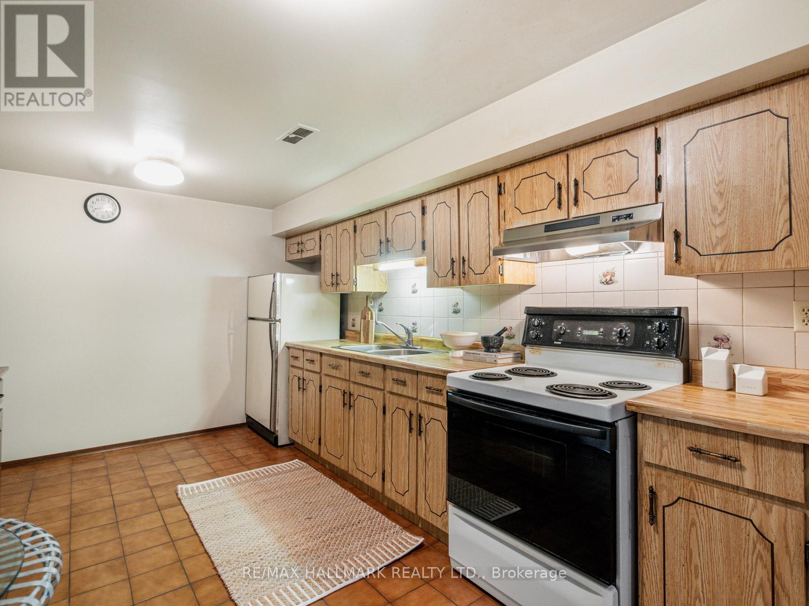 139 Floyd Avenue, Toronto, Ontario  M4K 2B6 - Photo 42 - E12424071