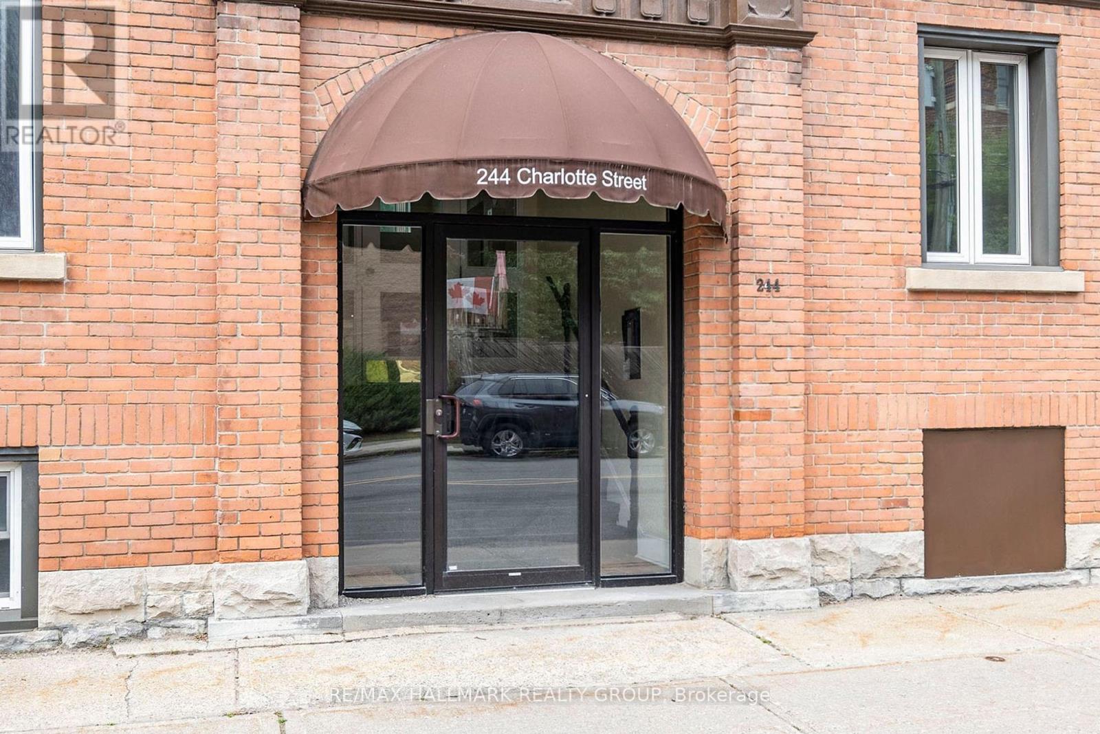 3 - 244 Charlotte Street, Ottawa, Ontario  K1N 8L3 - Photo 2 - X12360162