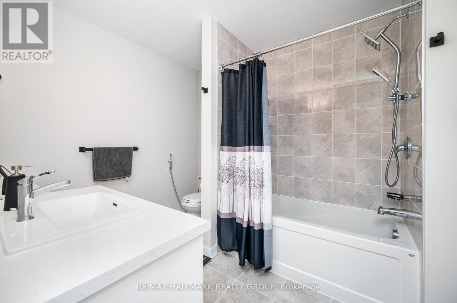 351 Falsetto Street, Ottawa, Ontario  K1W 0S6 - Photo 26 - X12423997