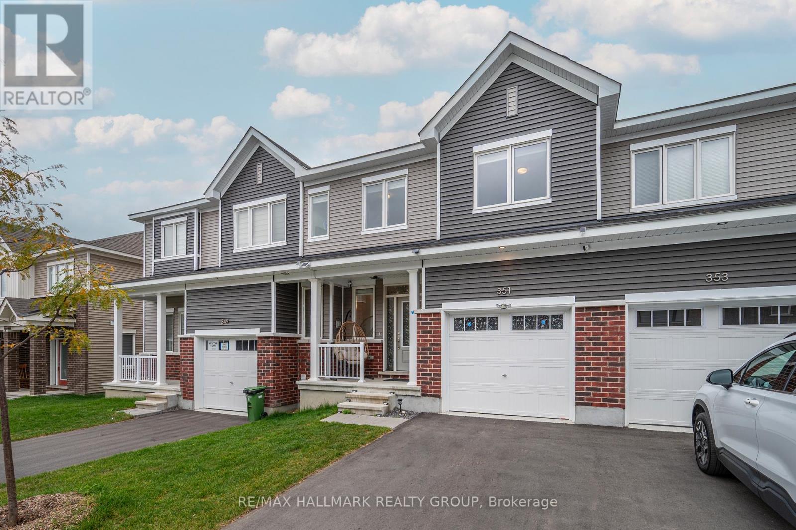 351 Falsetto Street, Ottawa, Ontario  K1W 0S6 - Photo 2 - X12423997