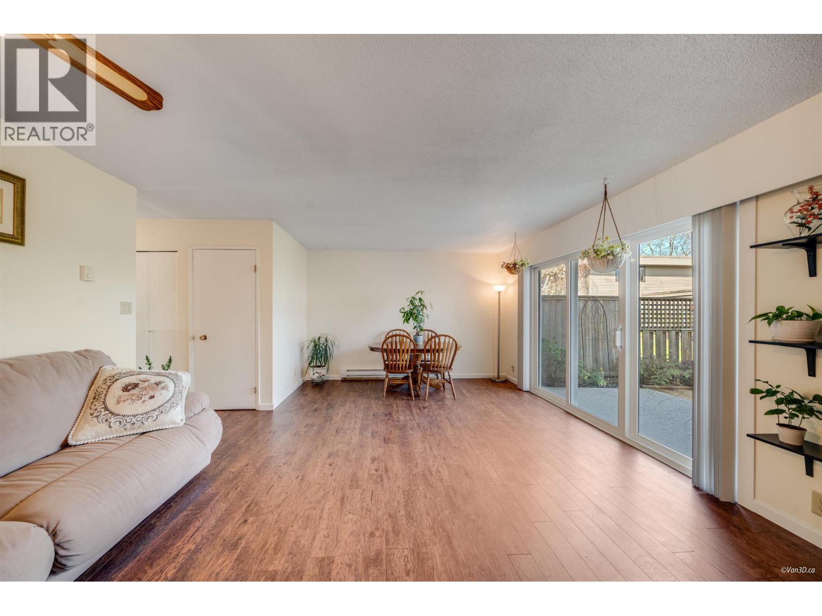 23 10840 Springmont Drive, Richmond, British Columbia  V7E 3S5 - Photo 5 - R3051714
