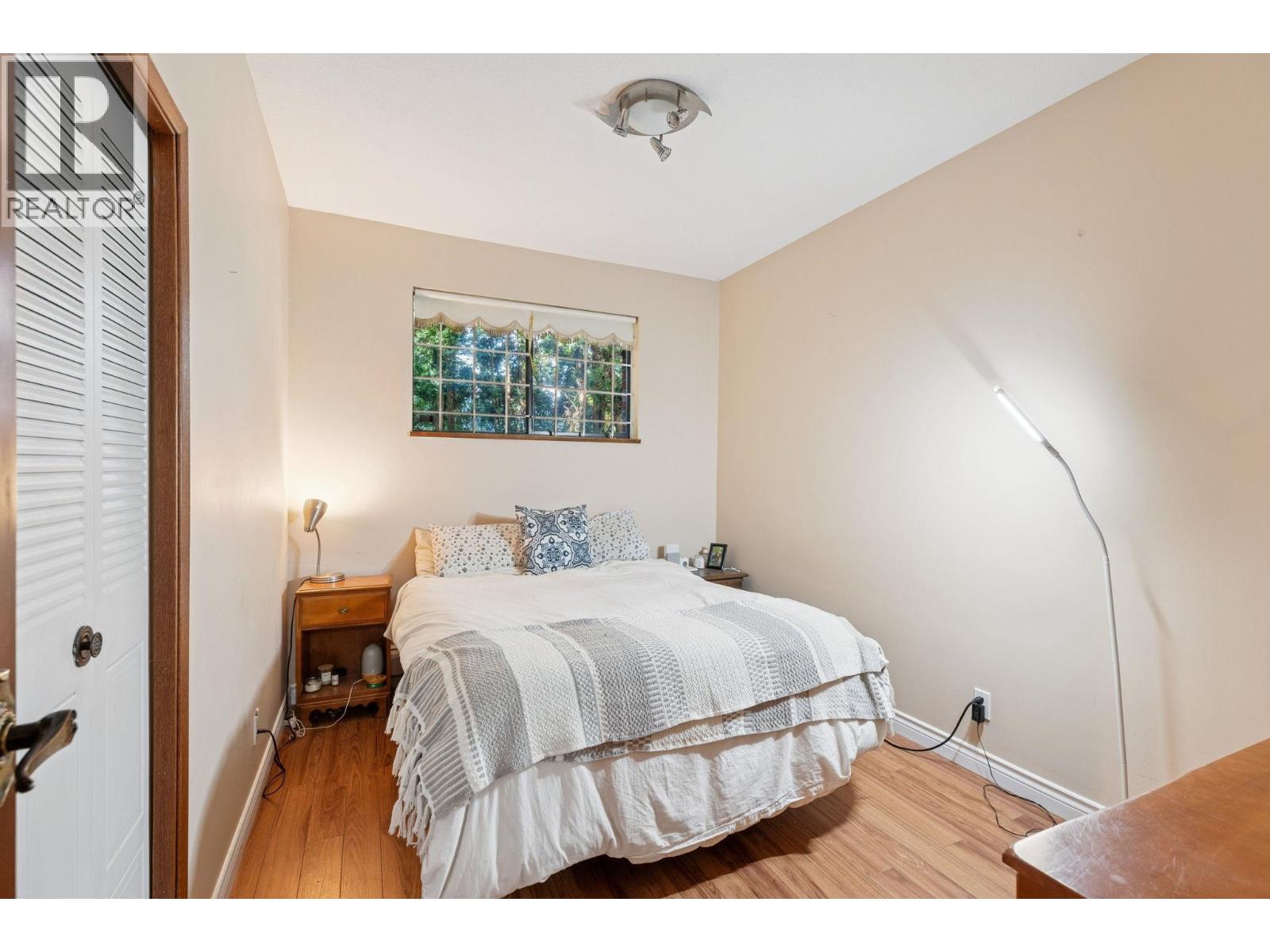27 Grosvenor Avenue, Burnaby, British Columbia  V5B 3N7 - Photo 30 - R3051747