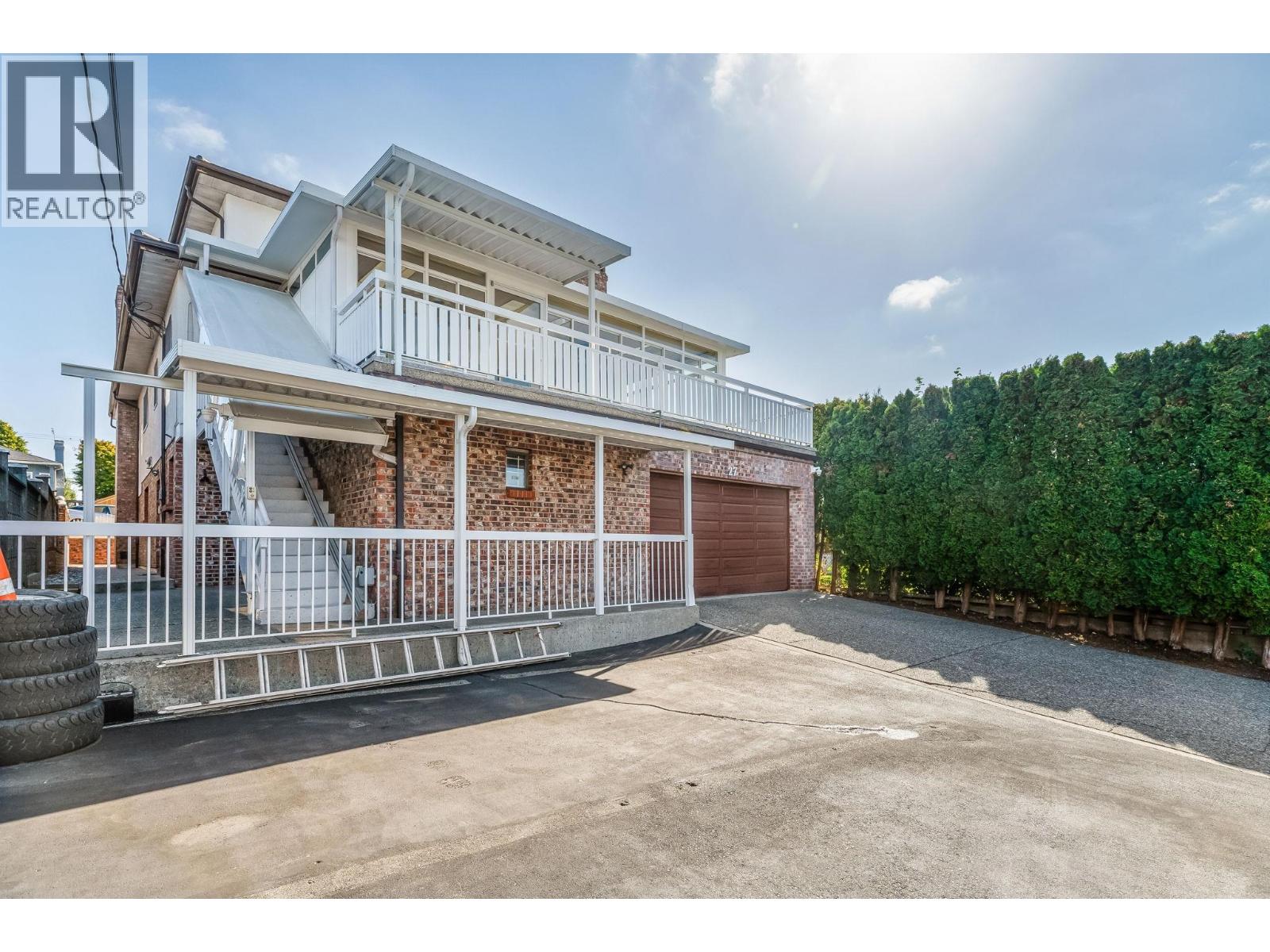 27 Grosvenor Avenue, Burnaby, British Columbia  V5B 3N7 - Photo 35 - R3051747