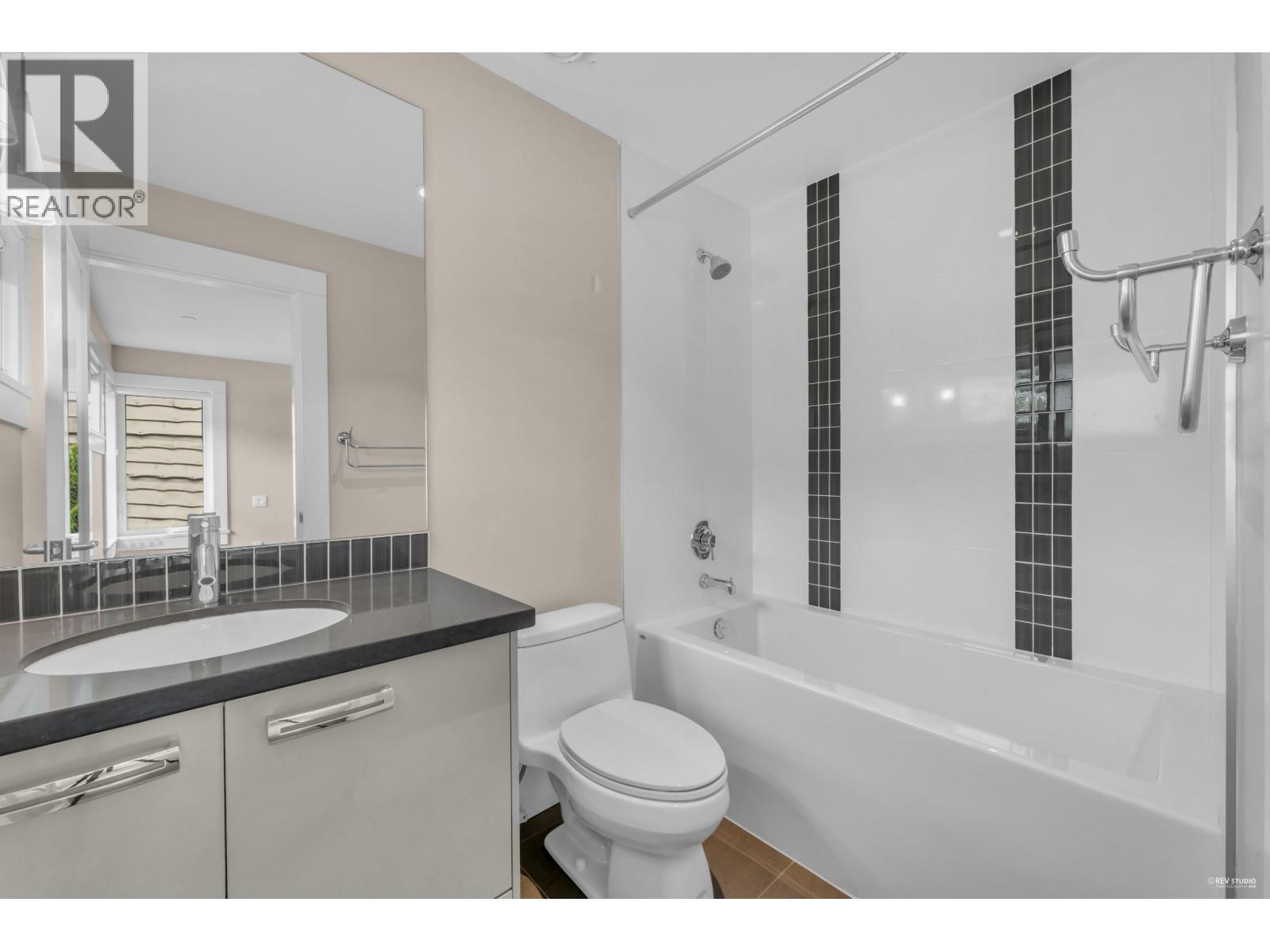 2548 Mathers Avenue, West Vancouver, British Columbia  V7V 2J1 - Photo 31 - R3051767
