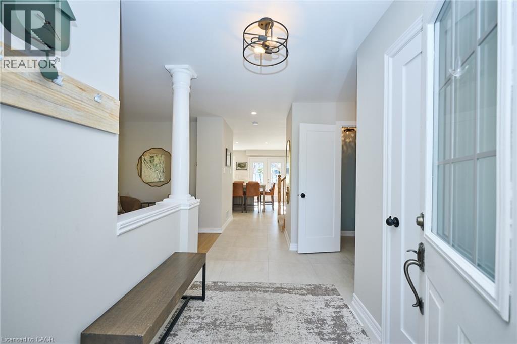 37 George Street, Grimsby, Ontario  L3M 3Y5 - Photo 6 - 40773236