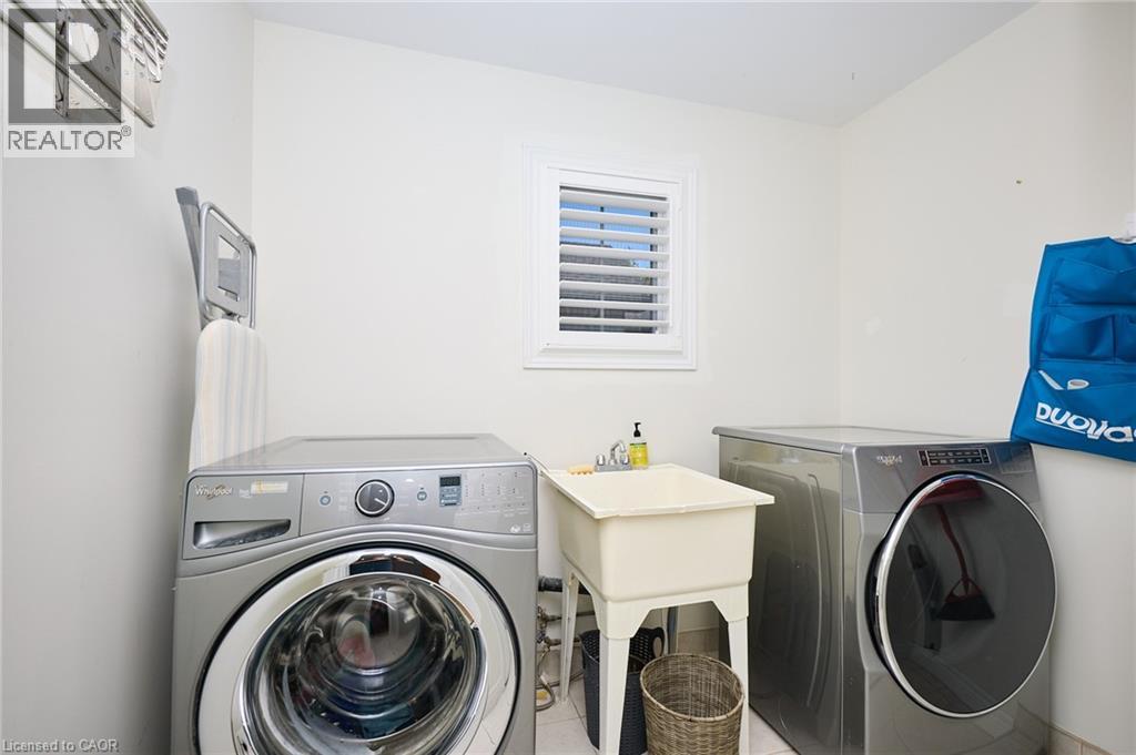 37 George Street, Grimsby, Ontario  L3M 3Y5 - Photo 24 - 40773236