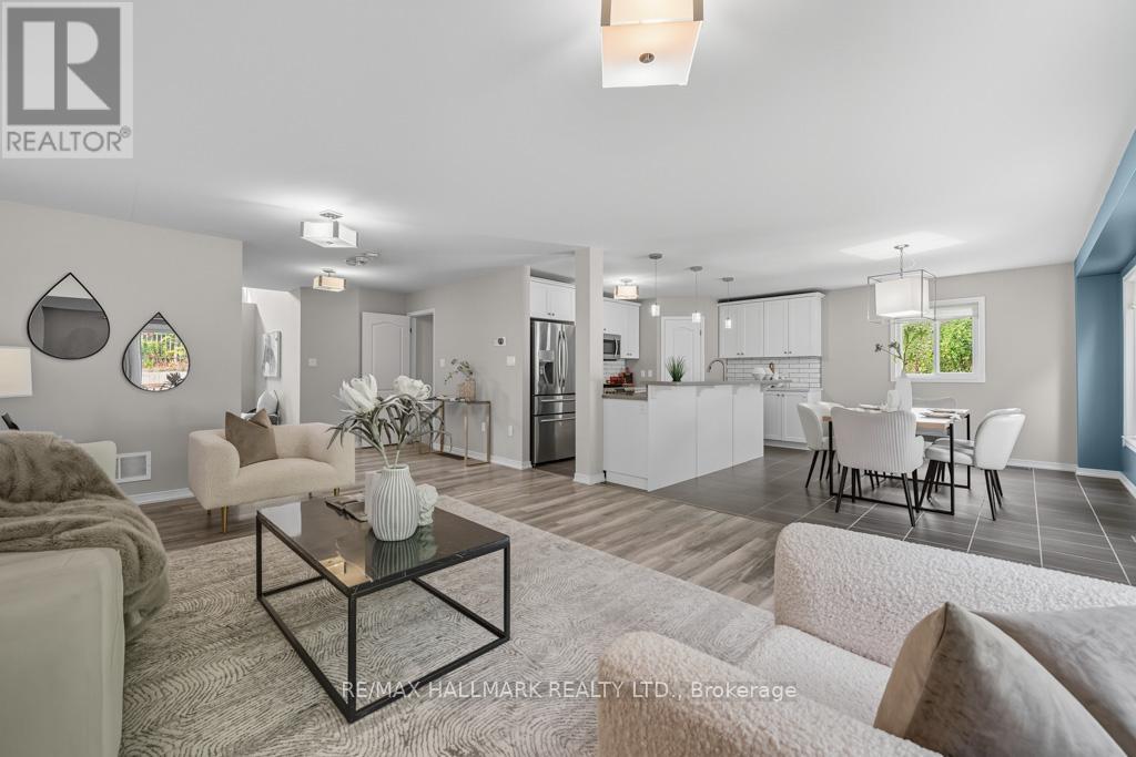 1278 Leslie Drive, Innisfil, Ontario  L9S 0L2 - Photo 10 - N12423946