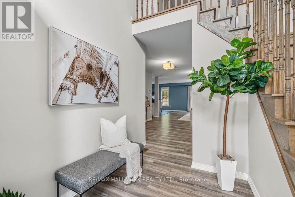 1278 Leslie Drive, Innisfil, Ontario  L9S 0L2 - Photo 6 - N12423946