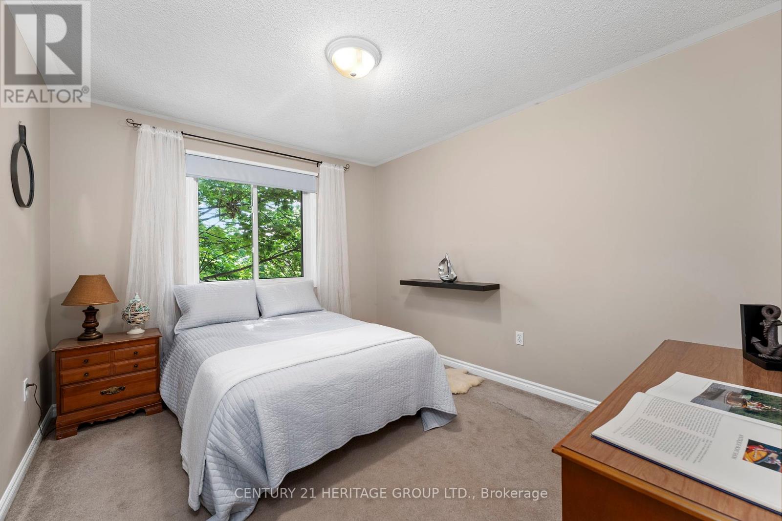 214 Melbourne Drive, Bradford West Gwillimbury, Ontario  L3Z 2Y8 - Photo 20 - N12423951