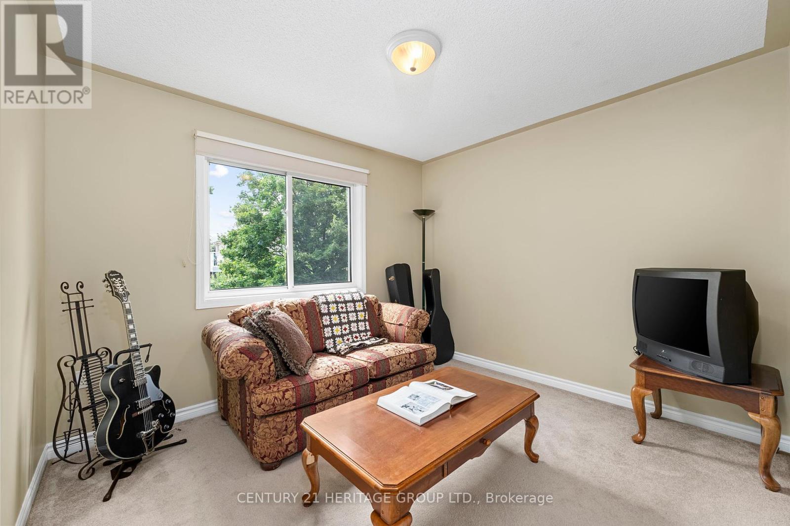 214 Melbourne Drive, Bradford West Gwillimbury, Ontario  L3Z 2Y8 - Photo 21 - N12423951