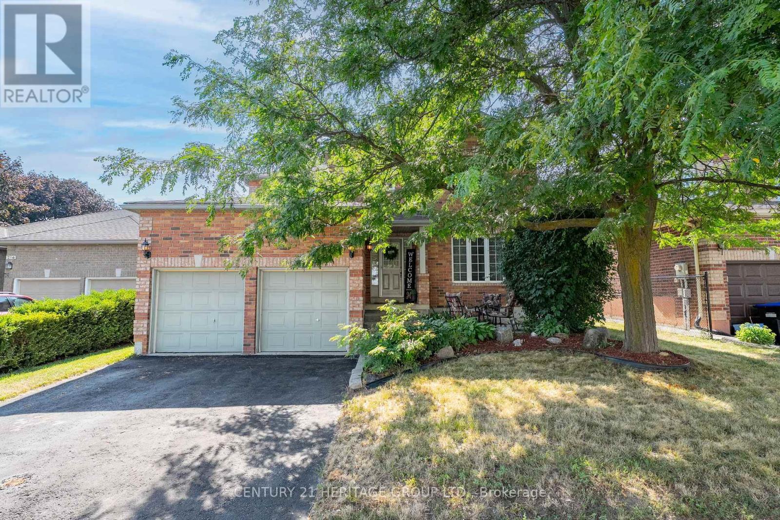 214 Melbourne Drive, Bradford West Gwillimbury, Ontario  L3Z 2Y8 - Photo 33 - N12423951
