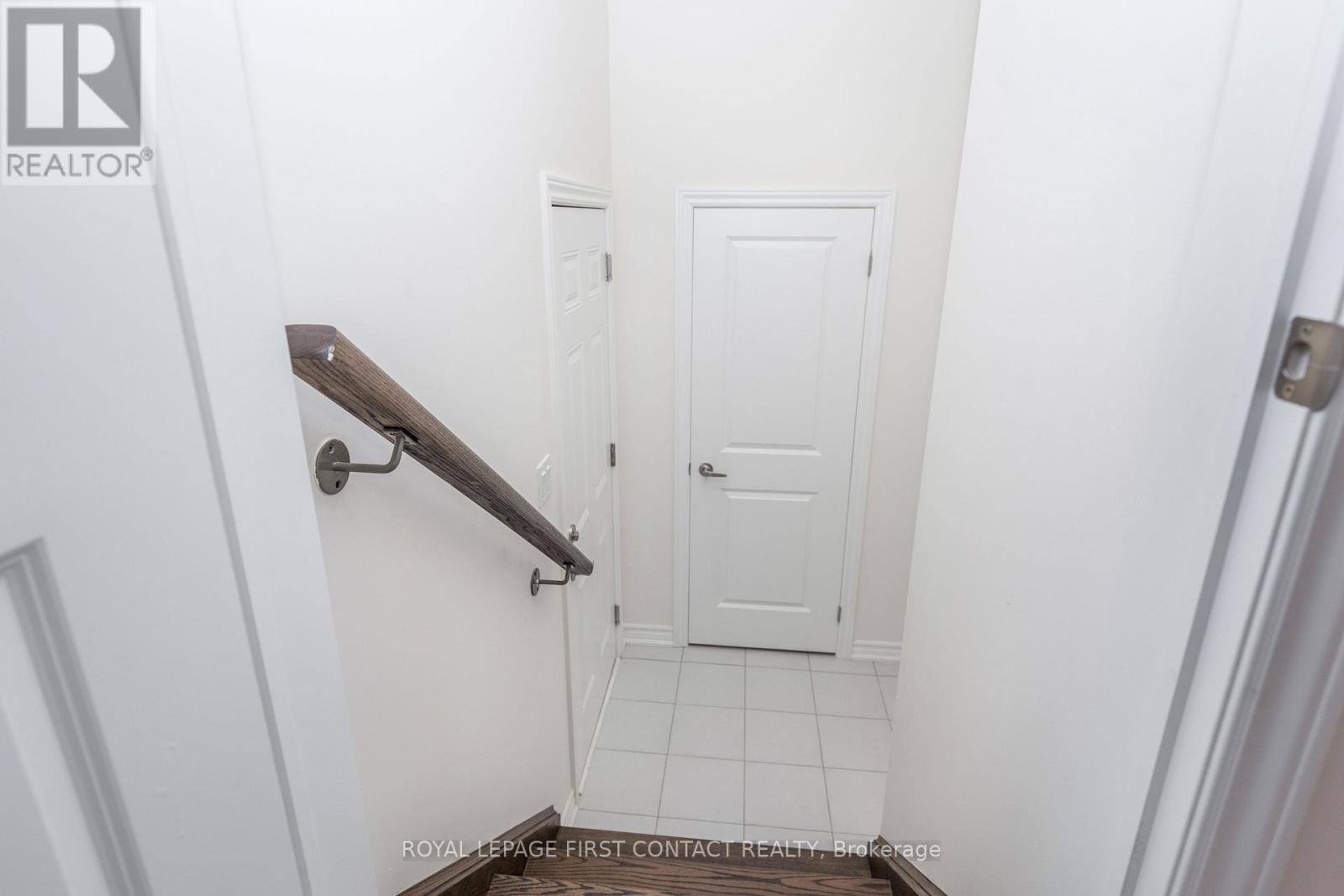 86 Kenneth Rogers Crescent, East Gwillimbury, Ontario  L9N 1S5 - Photo 13 - N12424043