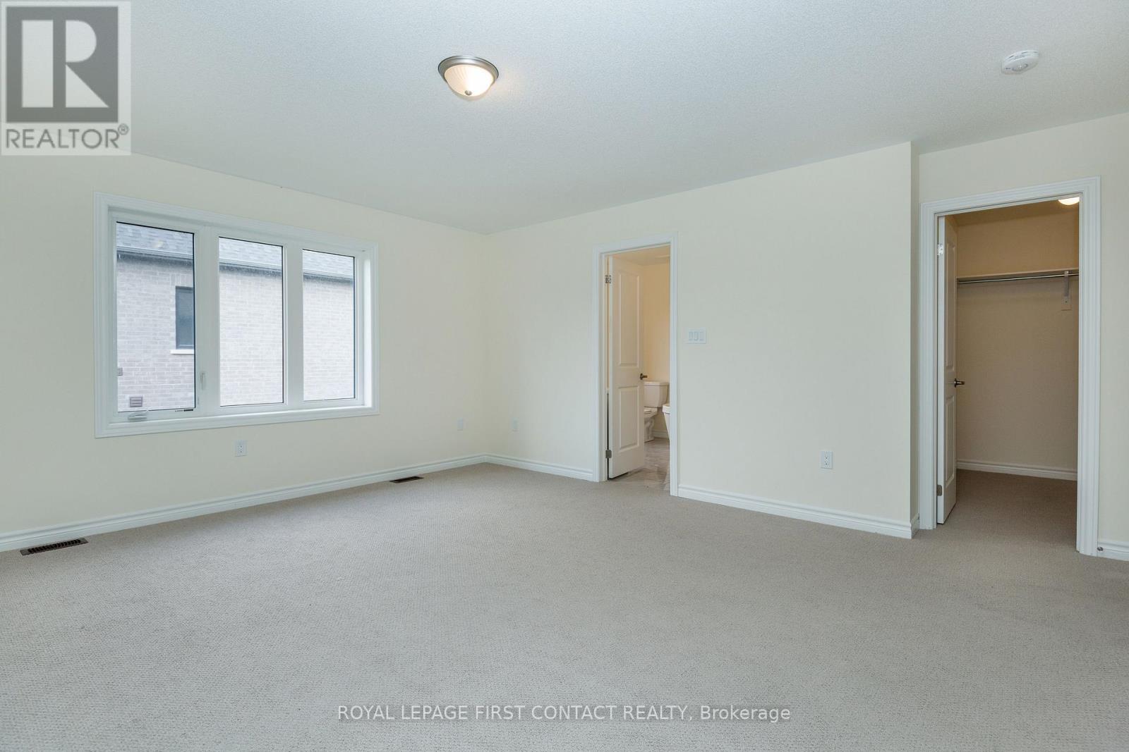 86 Kenneth Rogers Crescent, East Gwillimbury, Ontario  L9N 1S5 - Photo 27 - N12424043