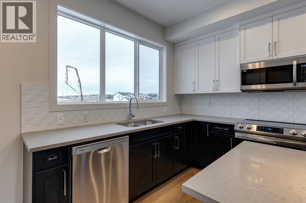 45 Sora Gate Se, Calgary, Alberta  T3S 0A7 - Photo 8 - A2256155