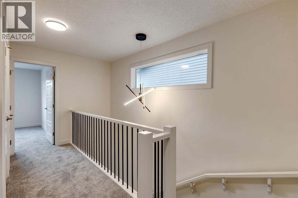 45 Sora Gate Se, Calgary, Alberta  T3S 0A7 - Photo 6 - A2256155