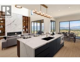1016 EMSLIE Street, kelowna, British Columbia