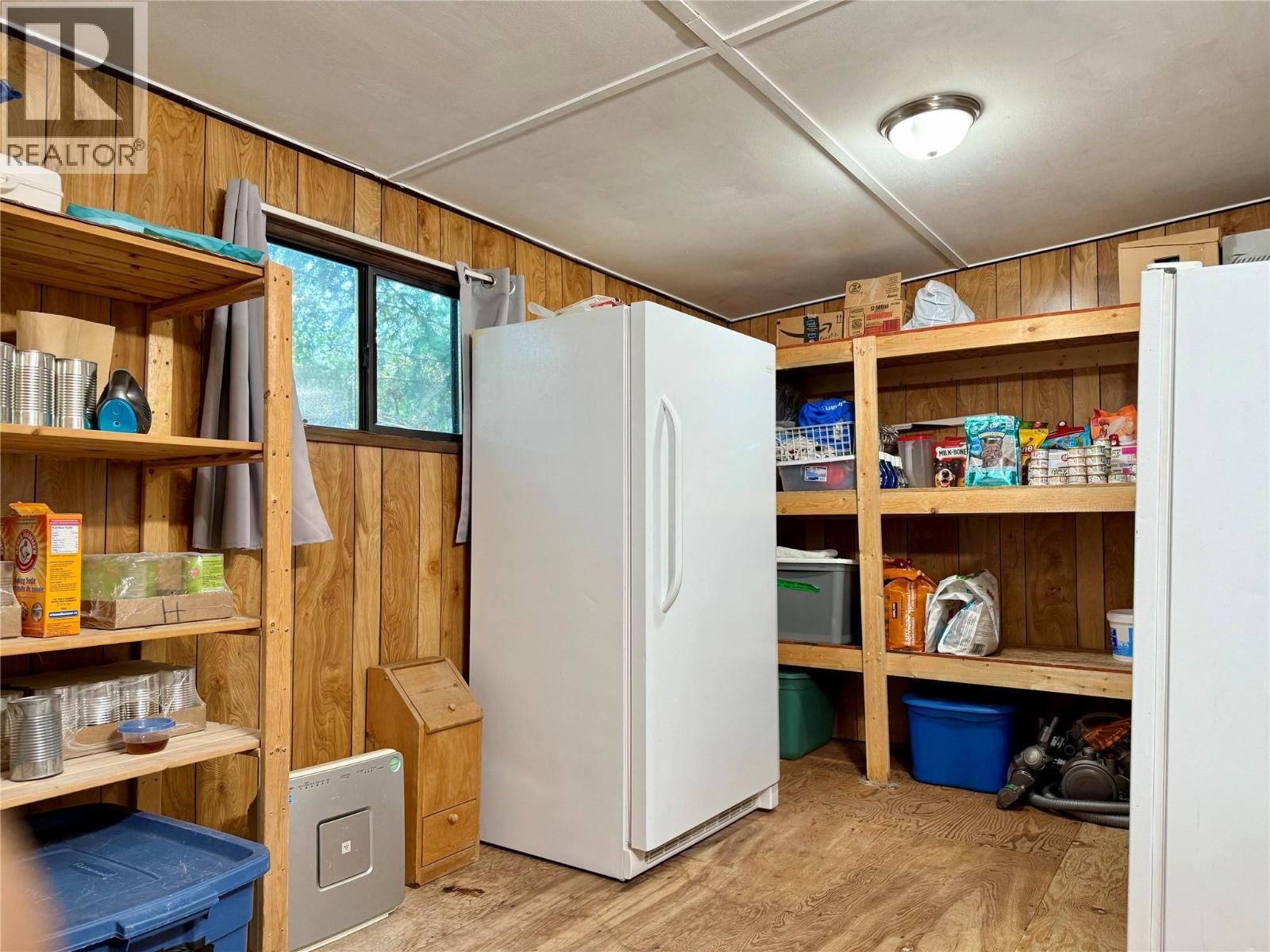 1558 Thompson Road, Christina Lake, British Columbia  V0H 1E0 - Photo 25 - 10360621