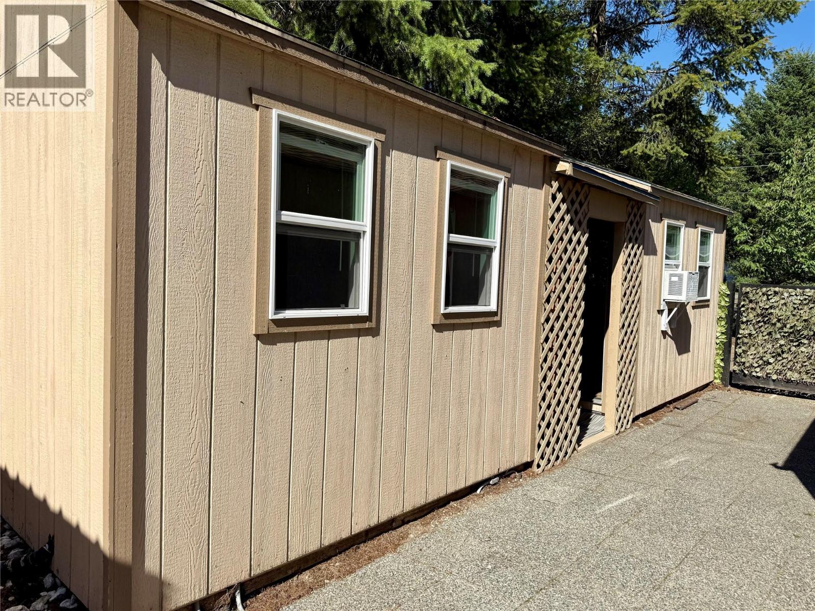 1558 Thompson Road, Christina Lake, British Columbia  V0H 1E0 - Photo 28 - 10360621