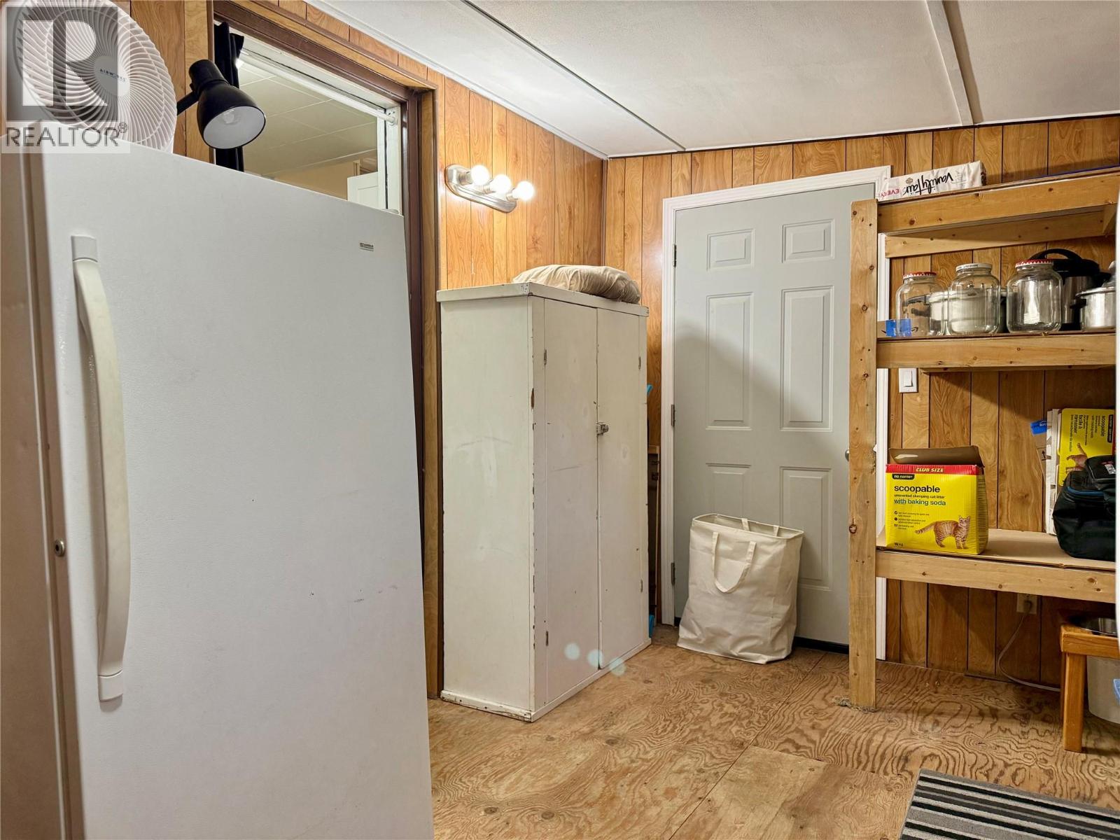 1558 Thompson Road, Christina Lake, British Columbia  V0H 1E0 - Photo 26 - 10360621