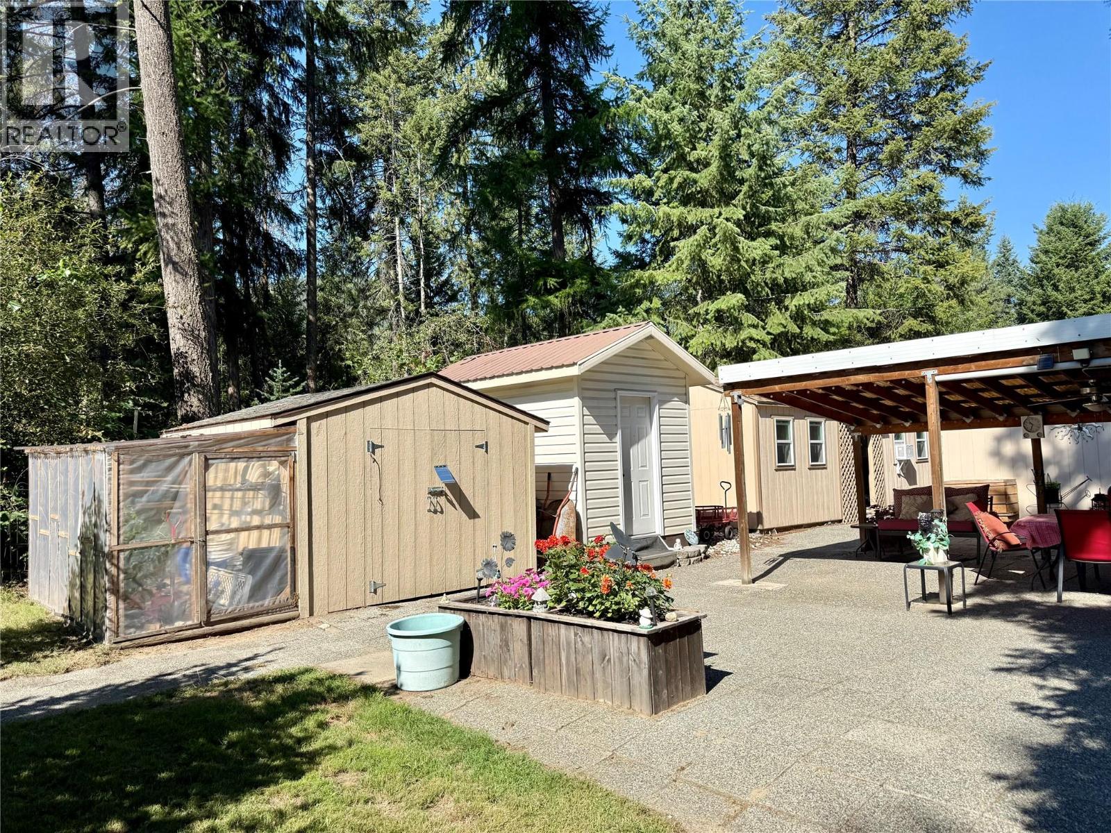 1558 Thompson Road, Christina Lake, British Columbia  V0H 1E0 - Photo 36 - 10360621