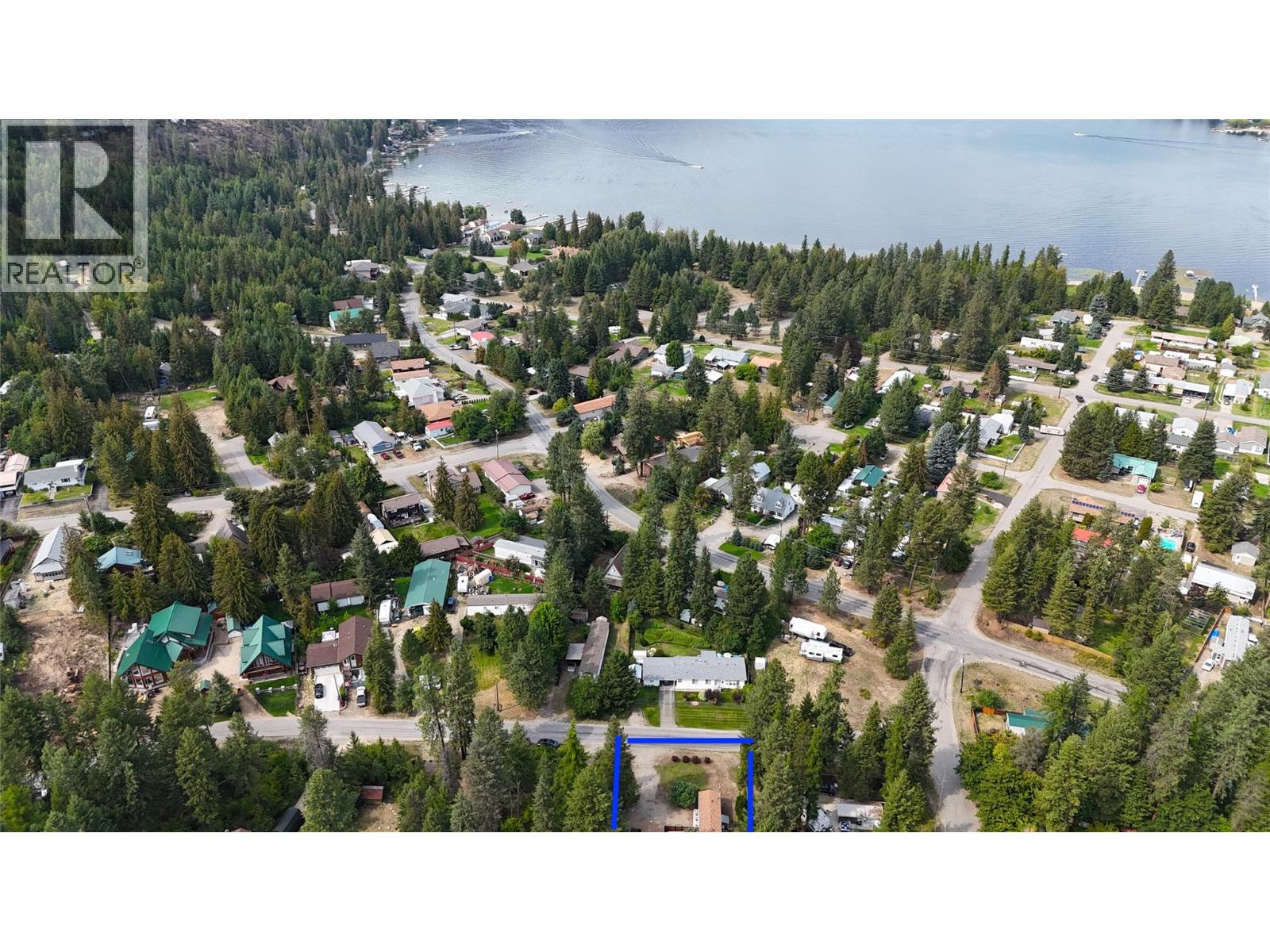 1558 Thompson Road, Christina Lake, British Columbia  V0H 1E0 - Photo 4 - 10360621