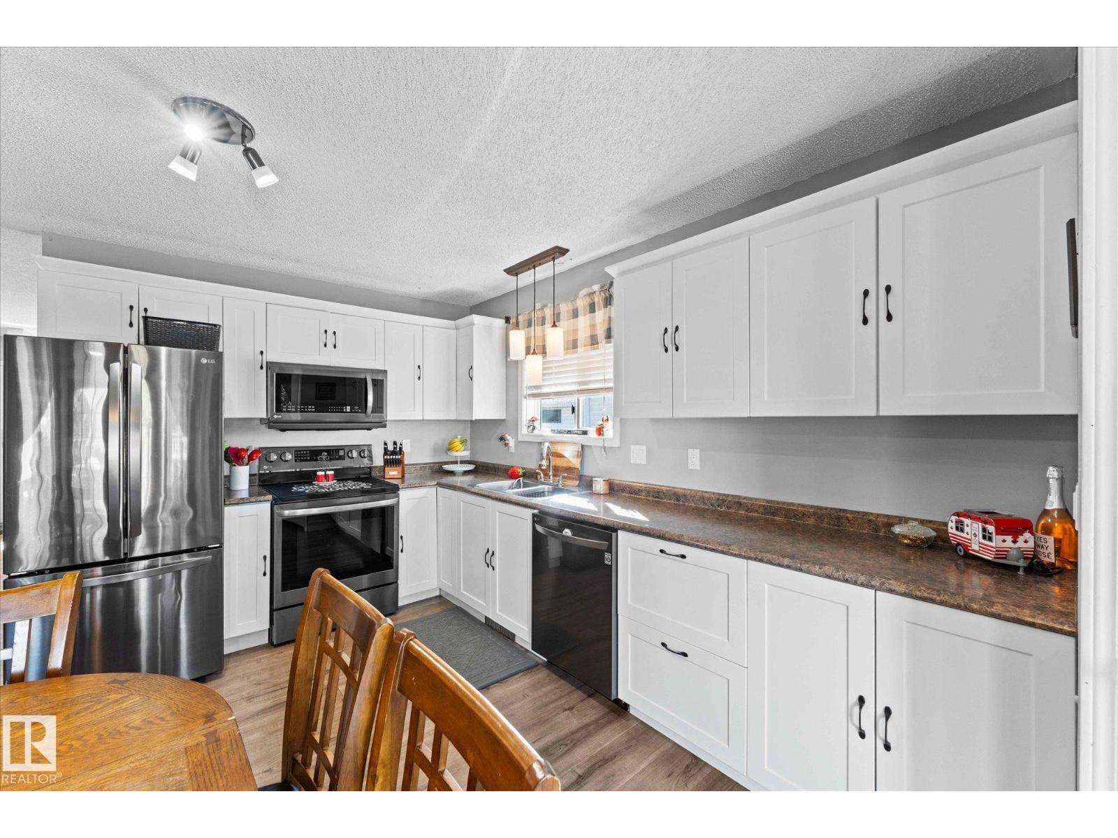 135 St. Andrews Dr, Stony Plain, Alberta  T7Z 1K7 - Photo 10 - E4459215