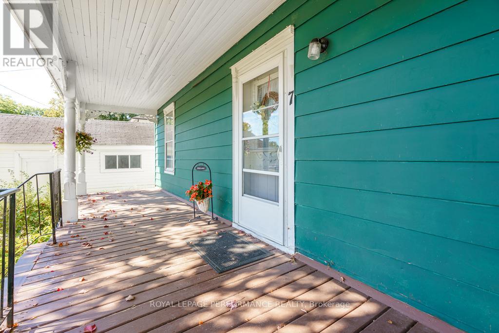 7 Spruce Street S, South Glengarry, Ontario  K0C 1N0 - Photo 5 - X12424111