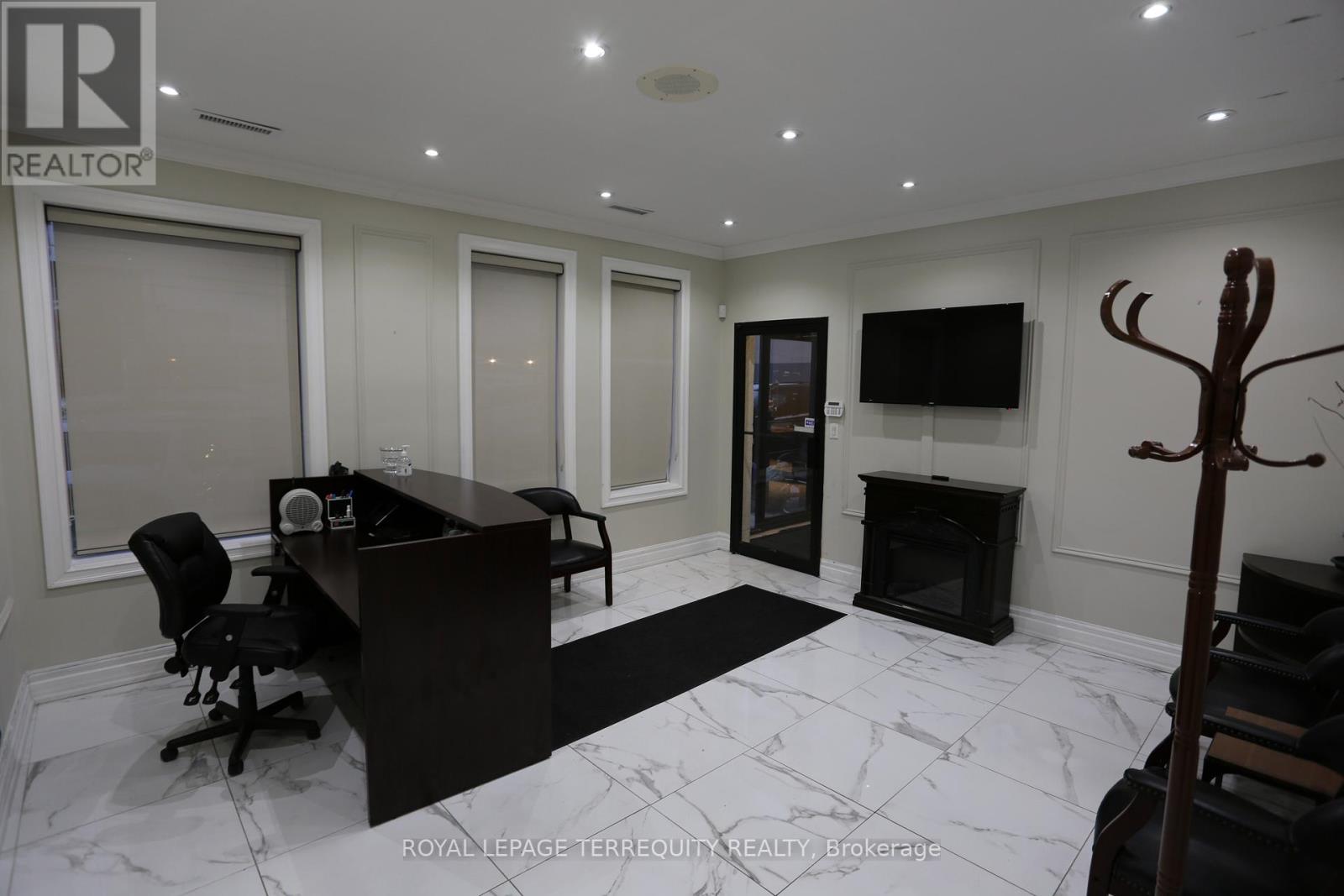 Ground Floor A - 1888 Wilson Avenue, Toronto, Ontario  M9M 1A7 - Photo 5 - W12423960