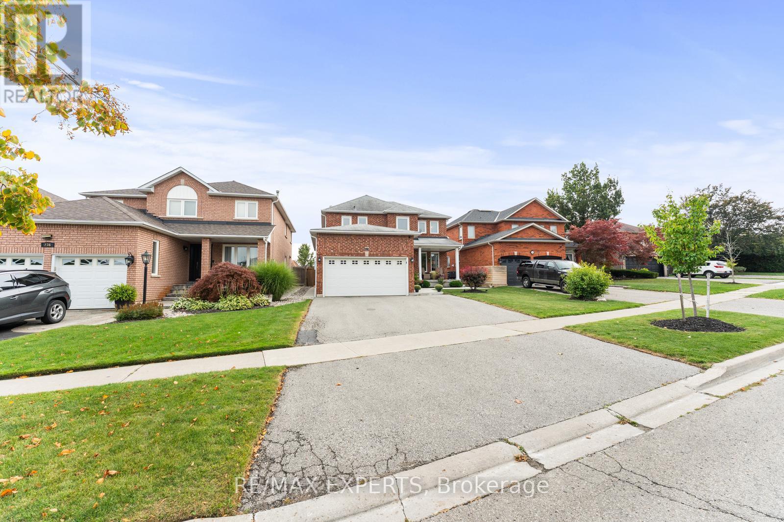 234 Allan Drive, Caledon, Ontario  L7E 1R9 - Photo 2 - W12423962