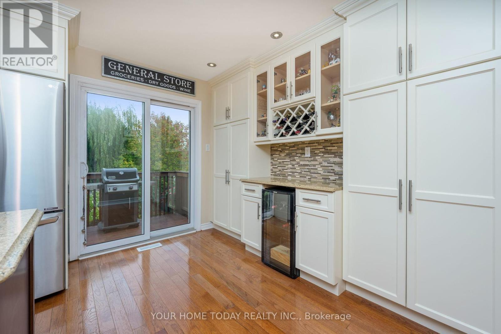 78 Harley Avenue, Halton Hills, Ontario  L7G 5R8 - Photo 19 - W12423967