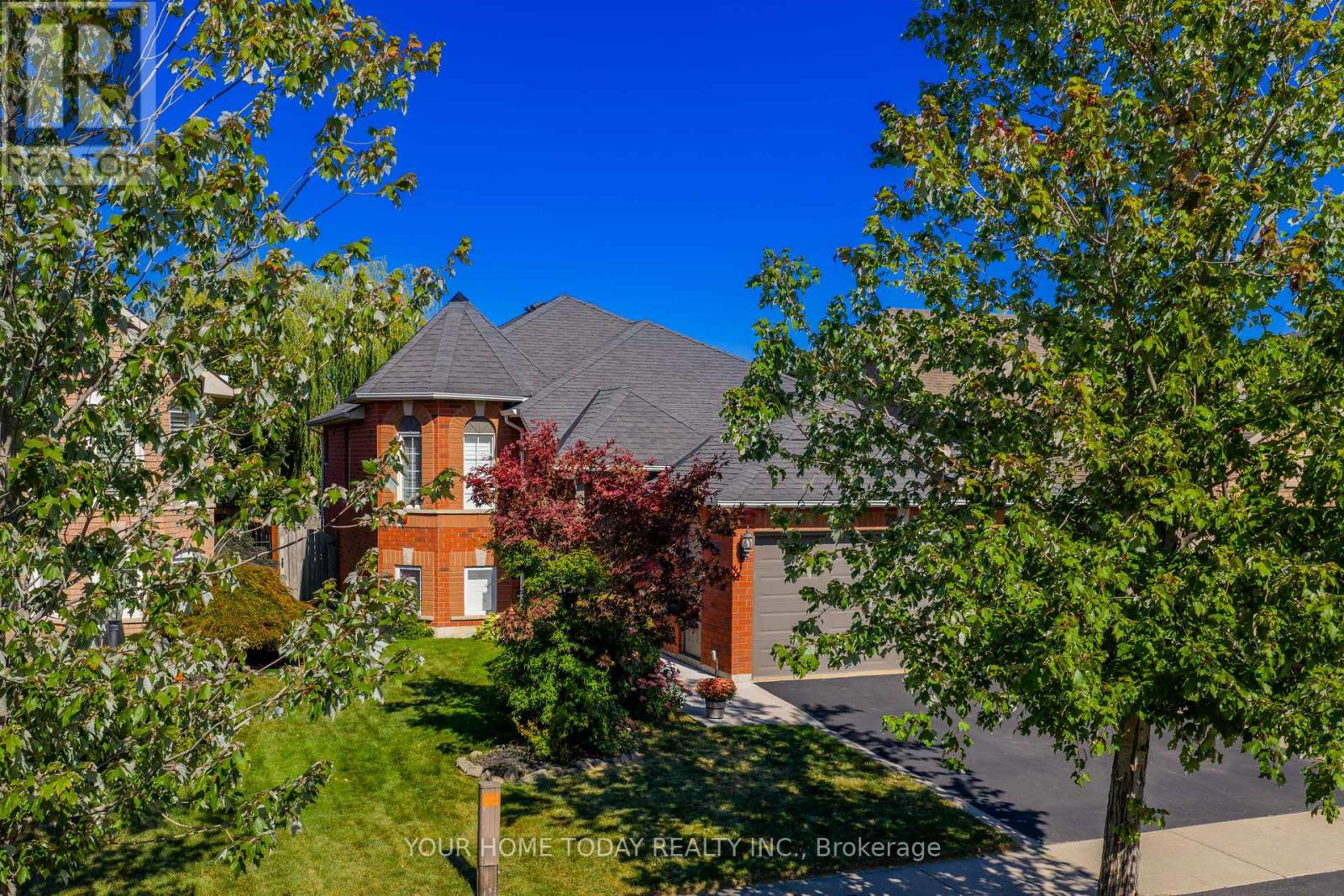 78 Harley Avenue, Halton Hills, Ontario  L7G 5R8 - Photo 2 - W12423967