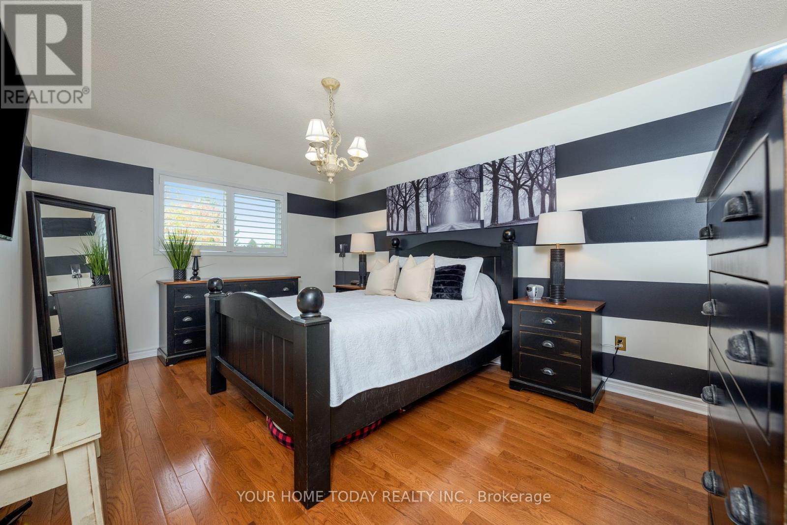 78 Harley Avenue, Halton Hills, Ontario  L7G 5R8 - Photo 22 - W12423967