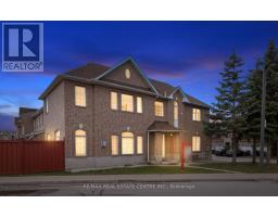32 - 32 VIEWCREST CIRCLE, Toronto, Ontario