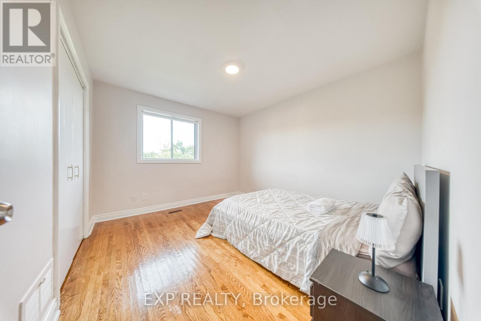 35 Highland Hill, Toronto (Yorkdale-Glen Park), Ontario  M6A 2P7 - Photo 26 - W12424021