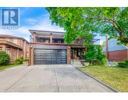 35 HIGHLAND HILL, Toronto, Ontario