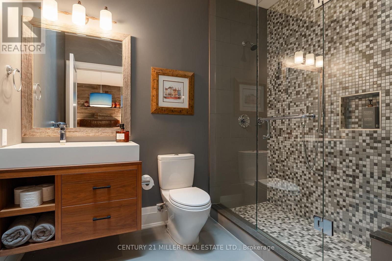 1324 Cambridge Drive, Oakville, Ontario  L6J 1S3 - Photo 27 - W12424024