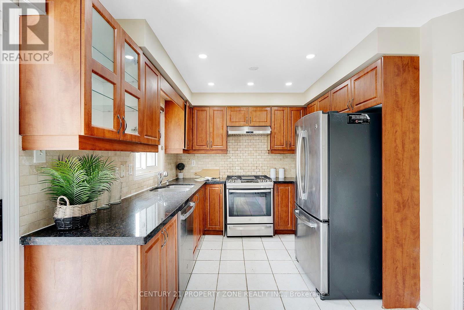 Upper - 5469 Palmerston Crescent, Mississauga, Ontario  L5M 5Z8 - Photo 13 - W12424027