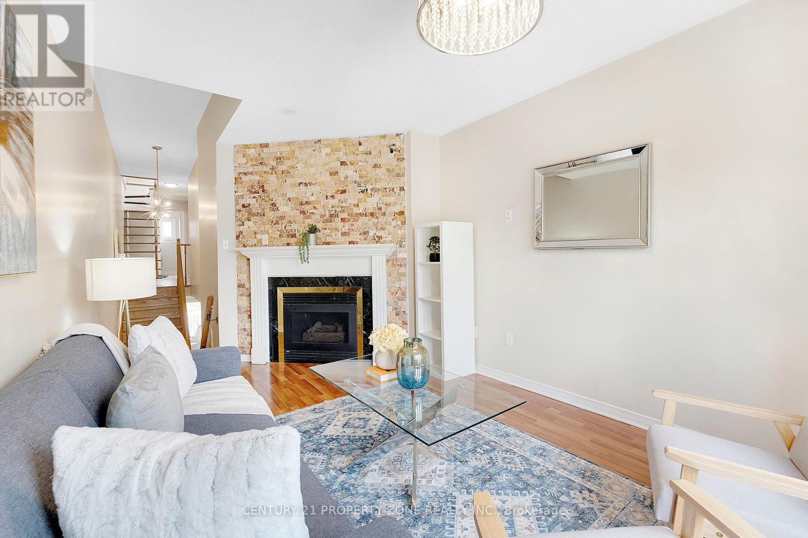 Upper - 5469 Palmerston Crescent, Mississauga, Ontario  L5M 5Z8 - Photo 18 - W12424027