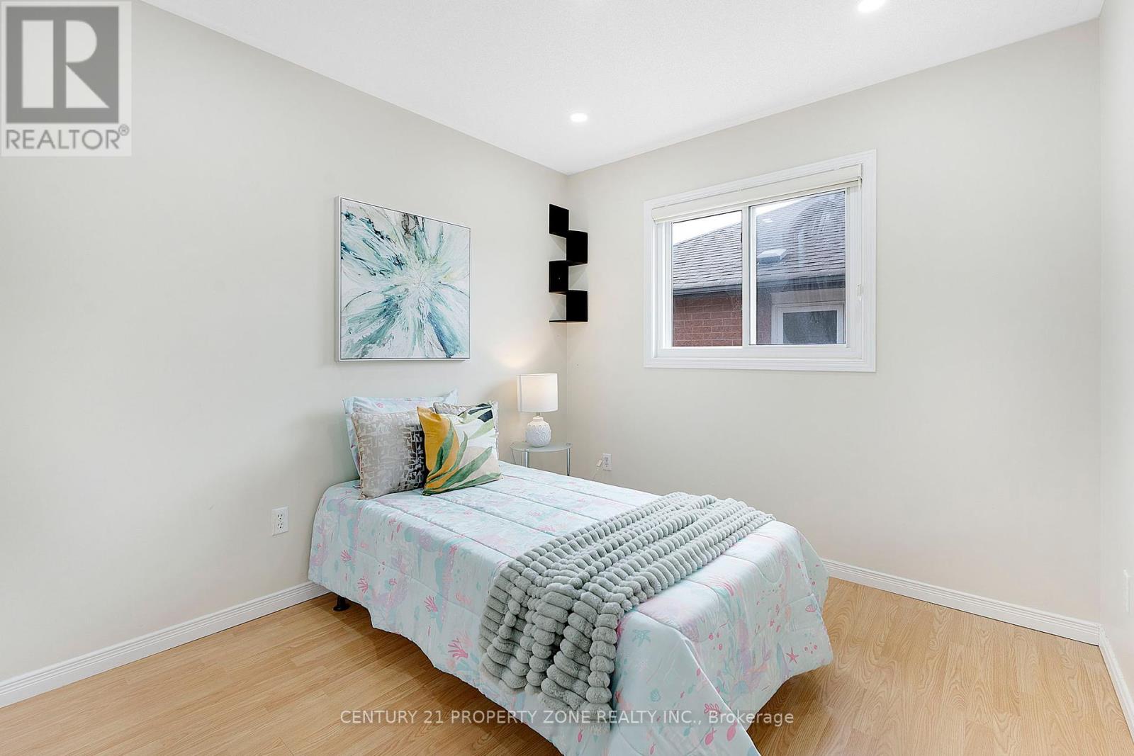 Upper - 5469 Palmerston Crescent, Mississauga, Ontario  L5M 5Z8 - Photo 22 - W12424027