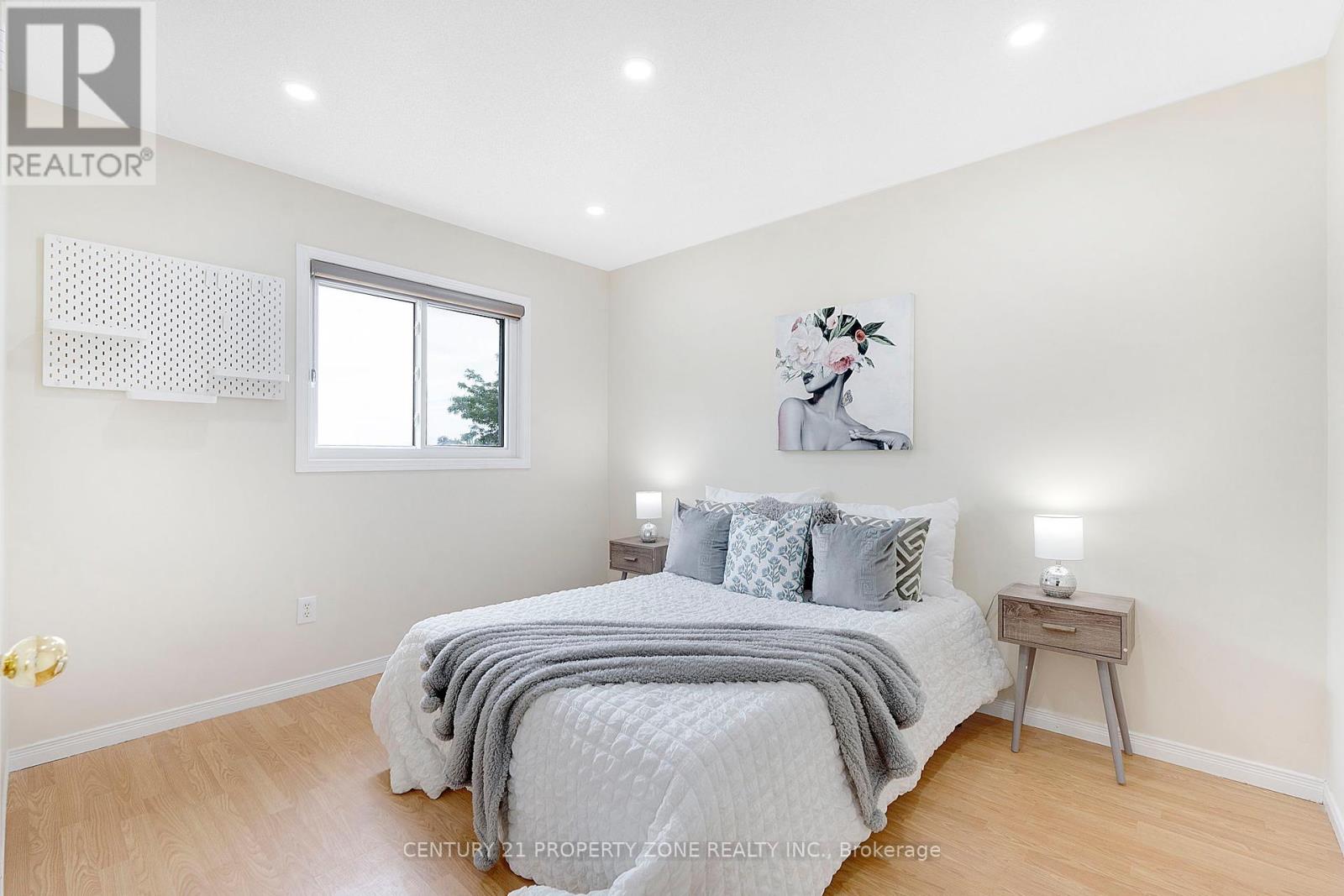 Upper - 5469 Palmerston Crescent, Mississauga, Ontario  L5M 5Z8 - Photo 23 - W12424027