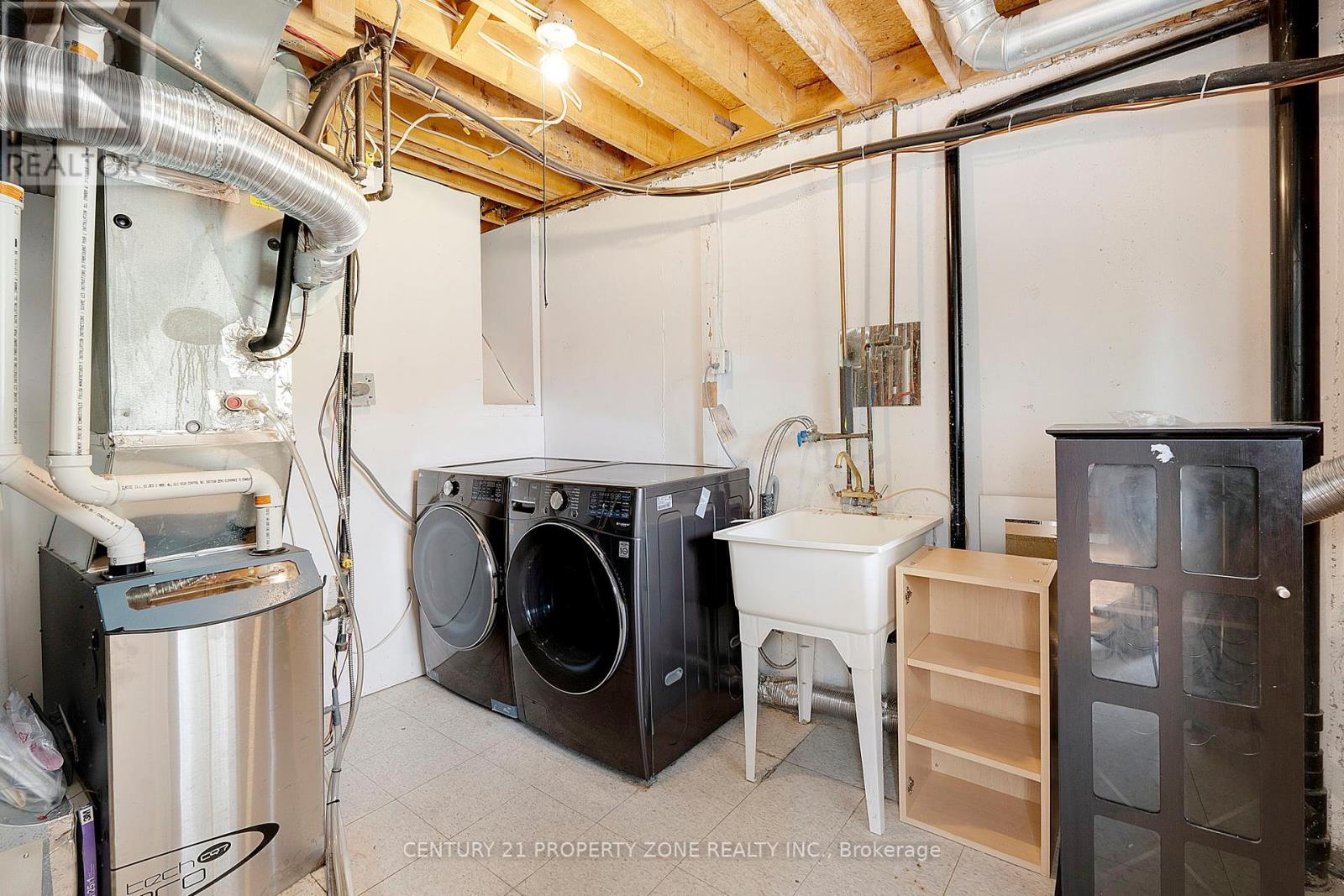 Upper - 5469 Palmerston Crescent, Mississauga, Ontario  L5M 5Z8 - Photo 29 - W12424027
