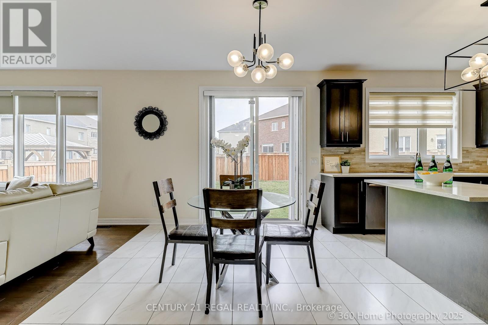30 Albert Spencer Avenue, Caledon (Caledon East), Ontario  L7C 4G4 - Photo 17 - W12424034