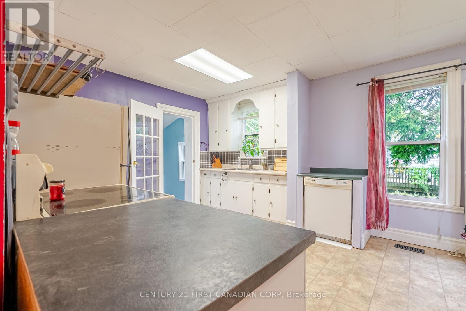 38214 Fingal Line, Southwold, Ontario  N5P 3S5 - Photo 20 - X12424048
